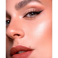 More Than Glow Iluminador   More Than Glow Iluminador   3